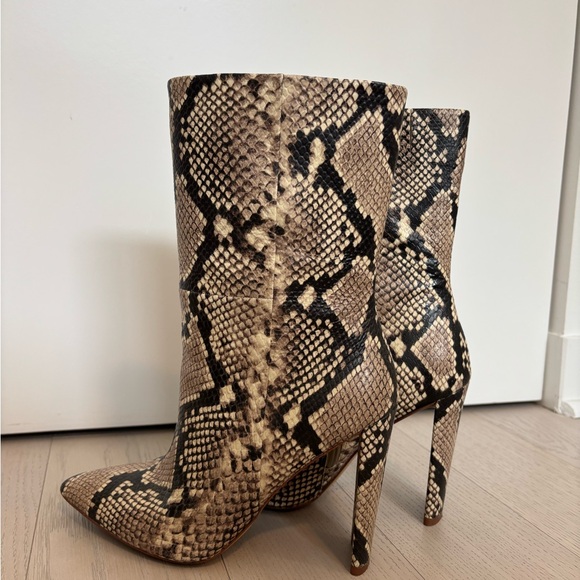Snake Skin Booties -SIZE 10 - Picture 5 of 5